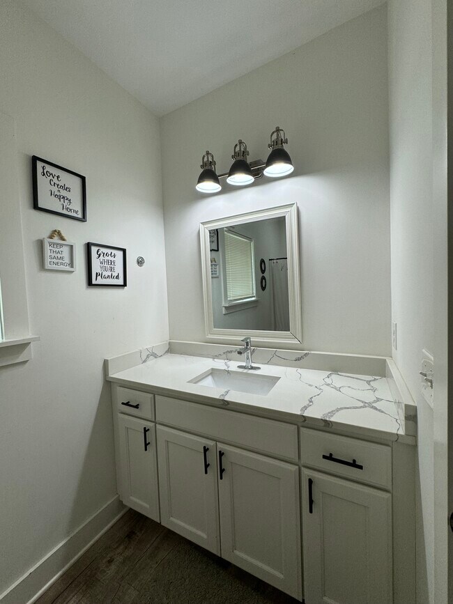 Building Photo - 1248 Browns Ferry Rd