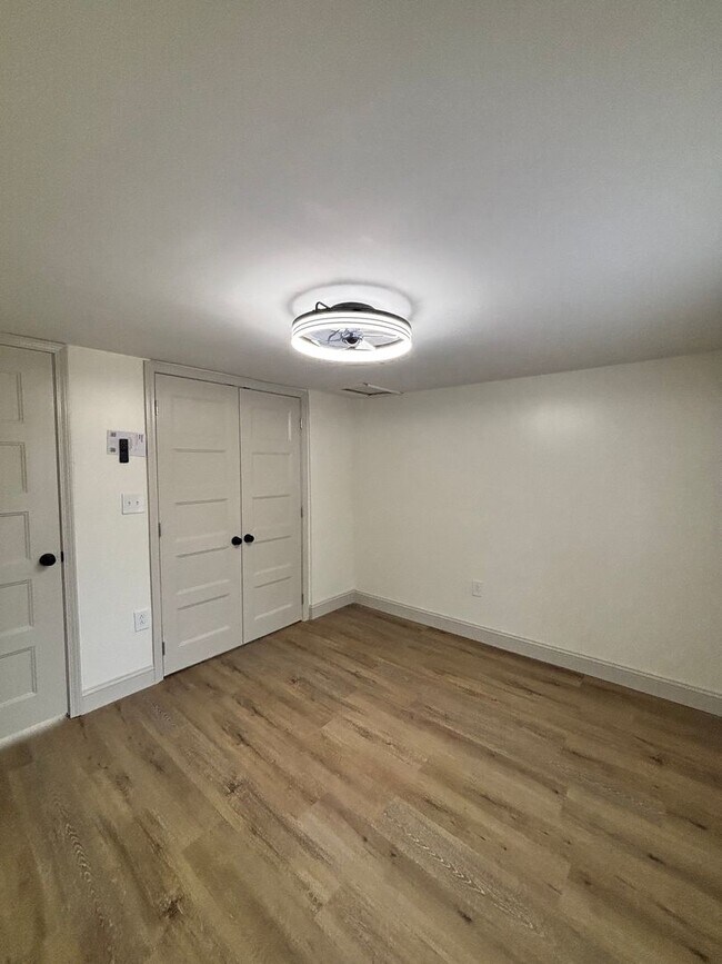 Building Photo - Newly Remodeled 3bd/1bth!!