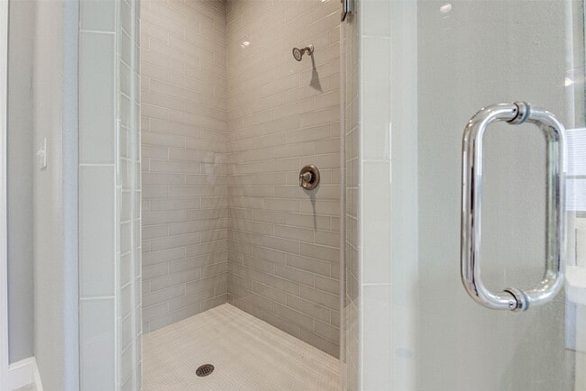 Building Photo - 4605 Nett St