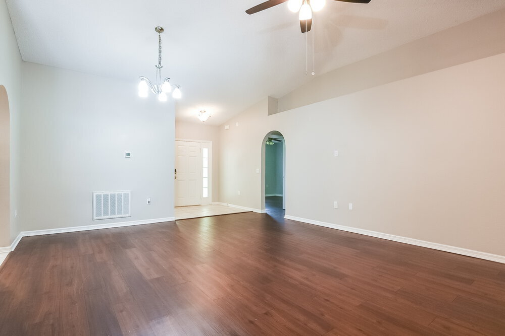 Building Photo - 13825 Econ Woods Ln