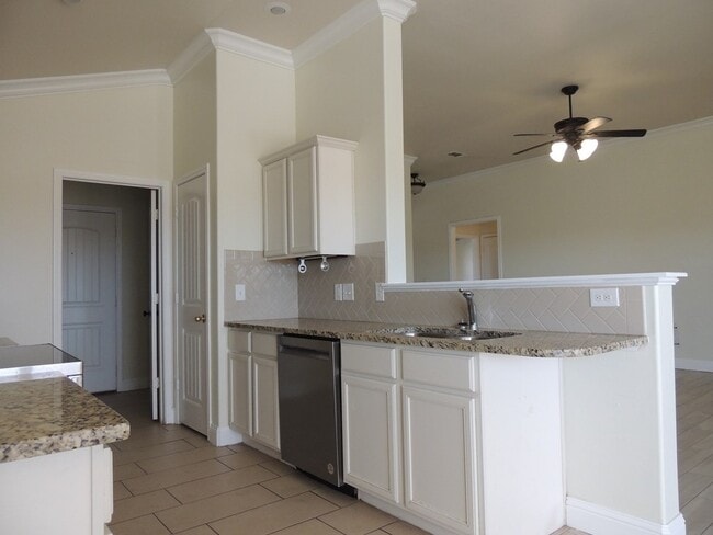 Building Photo - 9912 Agave Ave