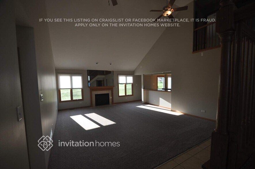 Building Photo - 1021 Amlin Terrace