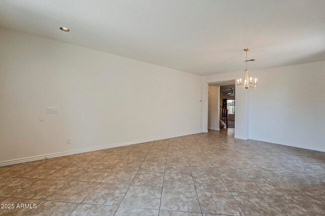 Building Photo - 4592 E Gleneagle Dr