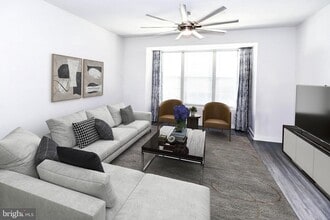 Building Photo - 7205 Sprouse Ct