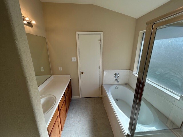 Building Photo - 21322 Bella Mountain Dr