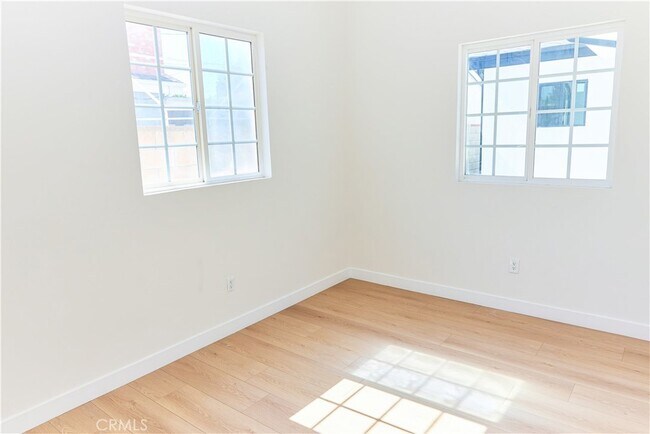 Building Photo - 14745 Bassett St