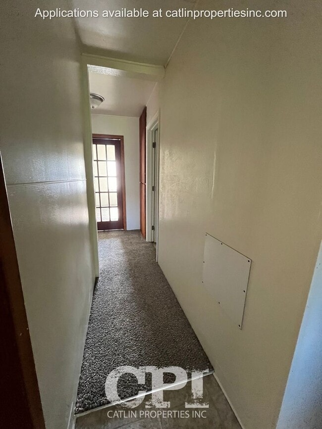 Building Photo - Holiday Special - 1/2 First Month's rent!!