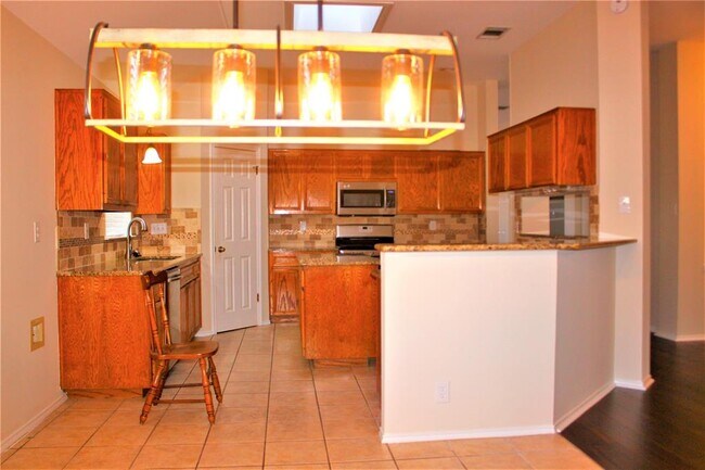 Building Photo - 9026 Brimstone Ln