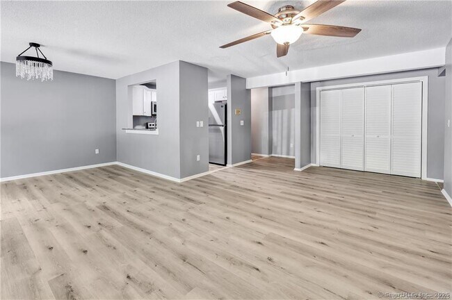 Building Photo - 175 Mill Pond Rd