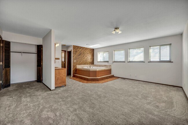 Building Photo - Single Story Home Located on a Ranch