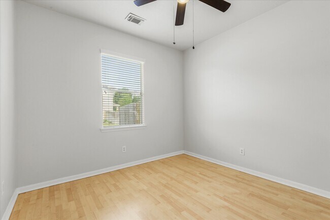 Building Photo - 20214 Sendera Oaks Ln