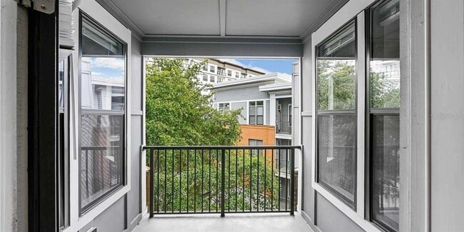 Building Photo - 776 N Orange Ave