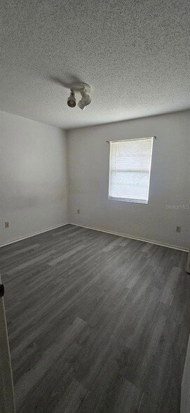 Building Photo - 304 Camillia Ln