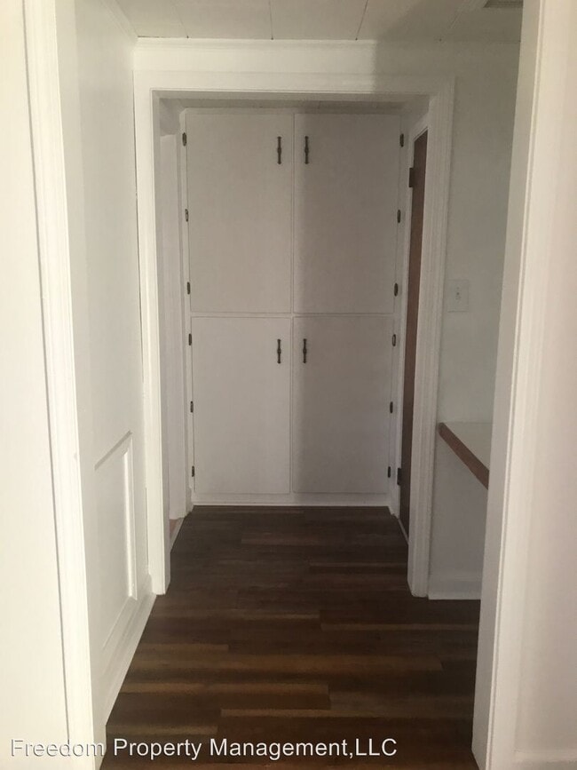 Building Photo - 1 br, 1 bath House - 209 Johnson St