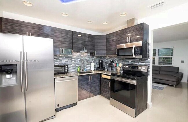 Building Photo - 1473 NW 10th St