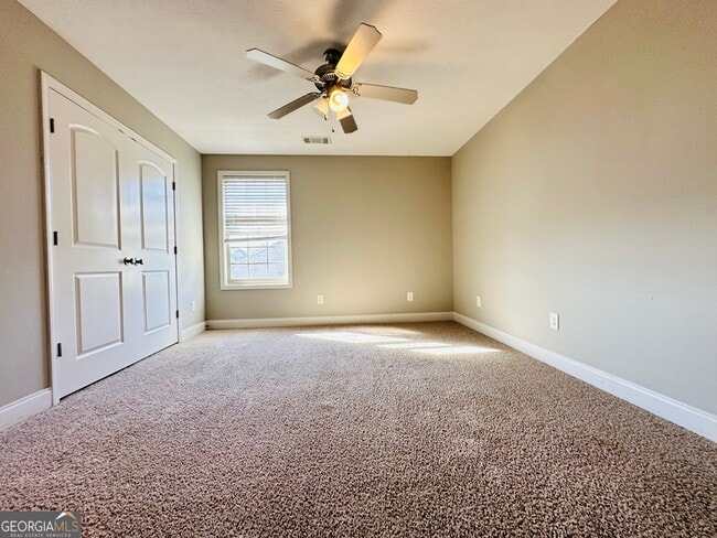 Building Photo - 1255 Woodville Ct