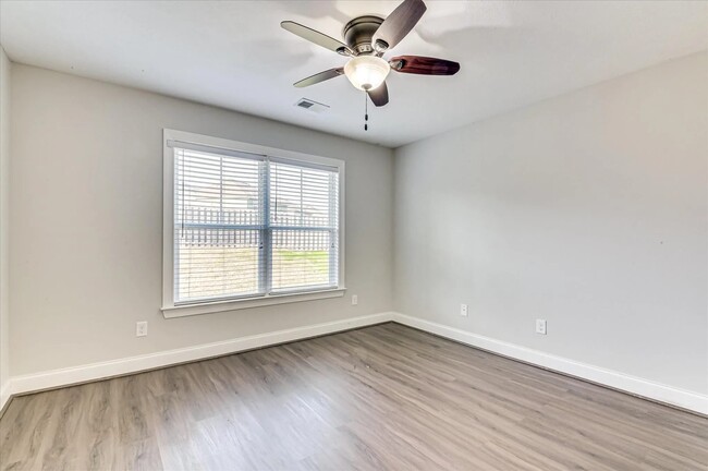 Building Photo - 655 Shipley Ave