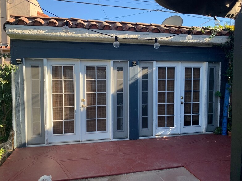 Building Photo - 1158 Hi Point St