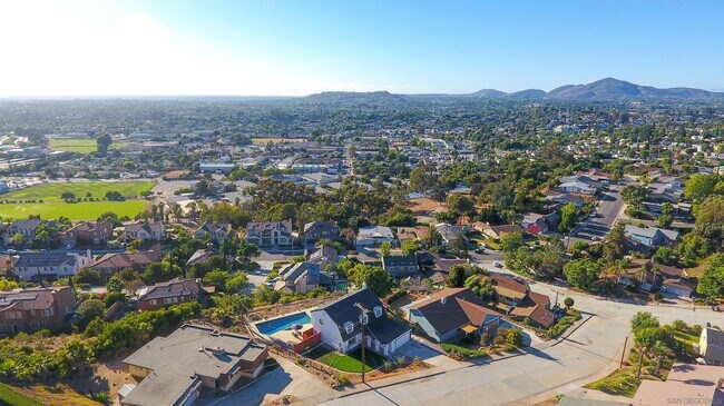 Building Photo - 4060 Rosarita Dr
