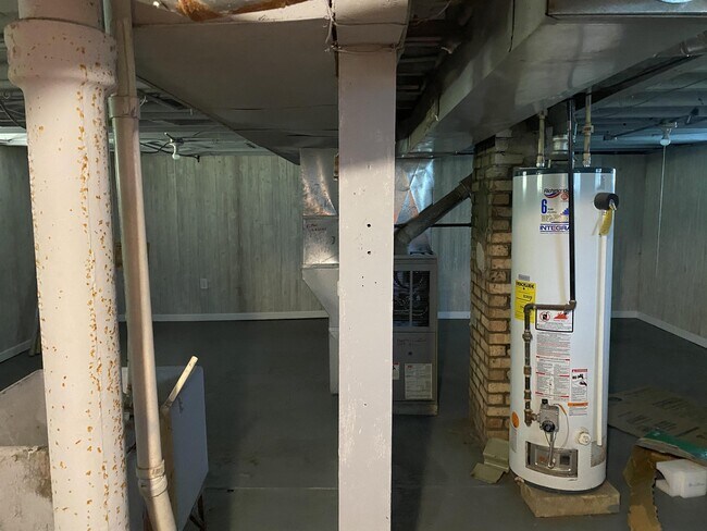 Building Photo - 1341 Taft St