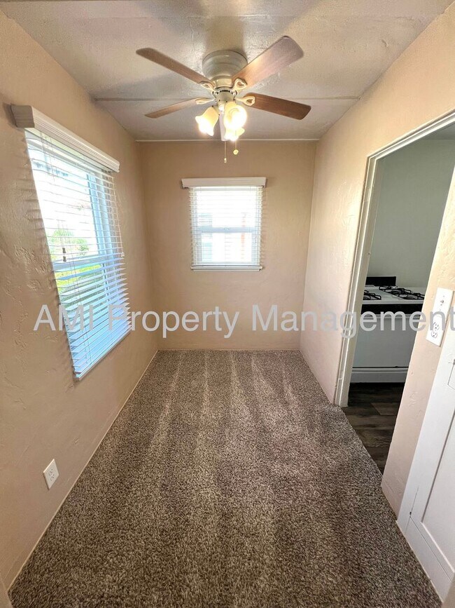 Building Photo - $750 Off 1st Month's Rent!!