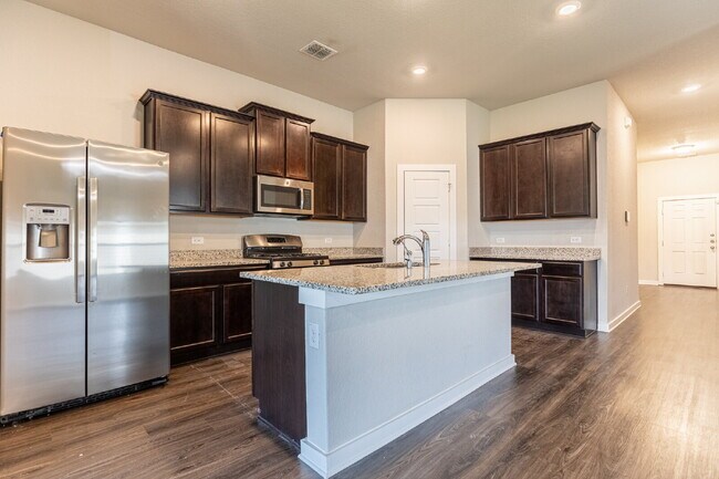 Building Photo - 10583 Penelope Way