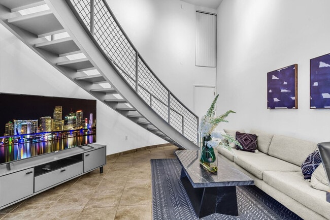 Building Photo - 5837 SW 32nd St