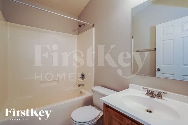 Building Photo - 317 Melissa Dr