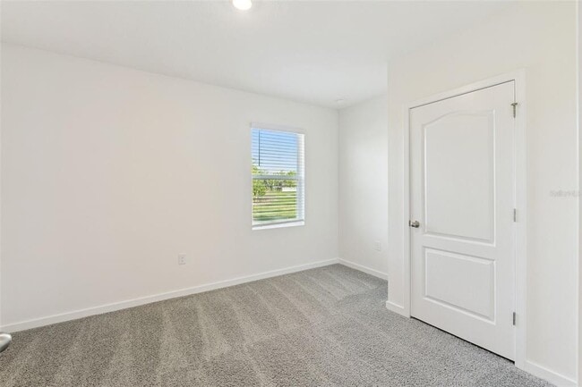 Building Photo - 2113 Walnut Crk Dr