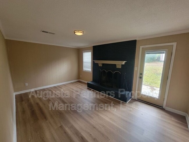 Building Photo - 117 Glenora Ct