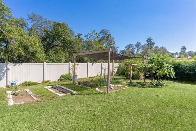Building Photo - 501 Marion Oaks Golf Rd