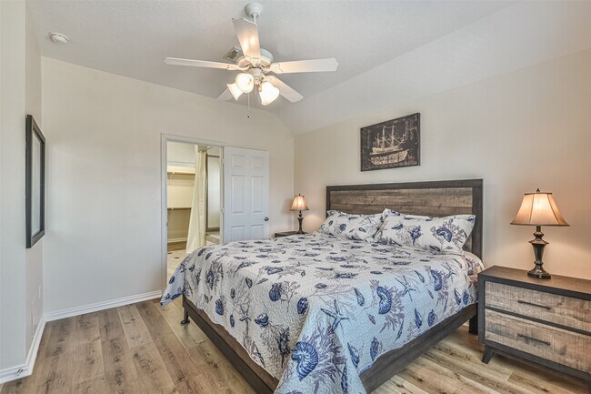 Building Photo - 1815 28th St