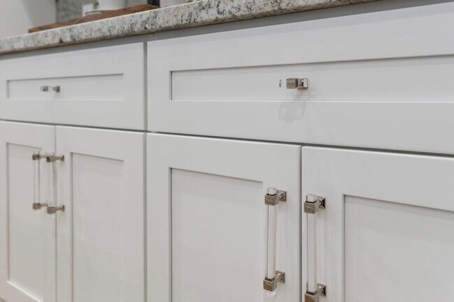 Building Photo - 518 Clinton St