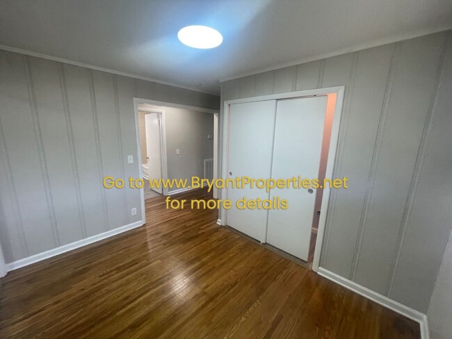 Building Photo - Nashville - 2 Bedroom