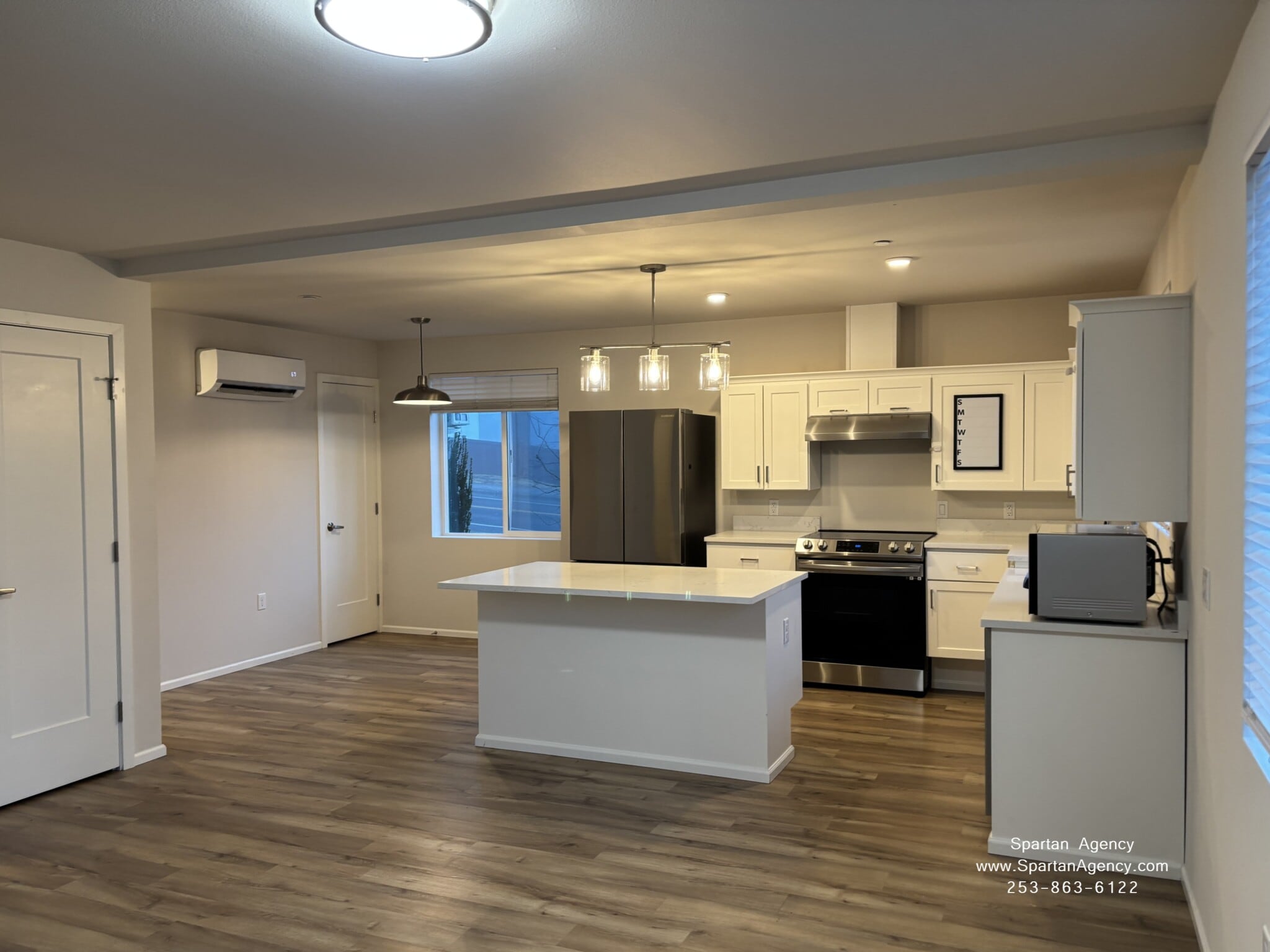 Building Photo - 8501 Locust Ave E