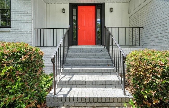 Building Photo - 1524 Brompton Ct