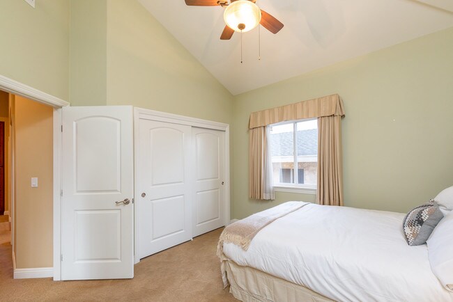 Building Photo - 1805 Speyer Ln