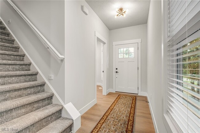 Building Photo - 300 N Bissell Rd