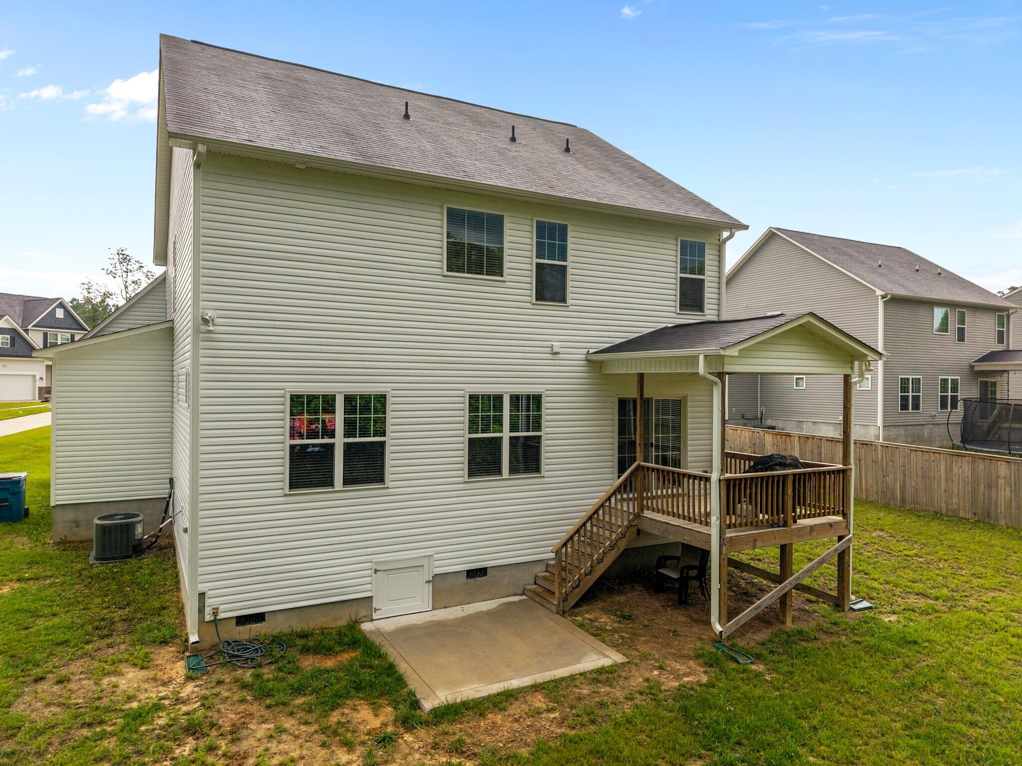 Building Photo - 1165 Camellia Dr