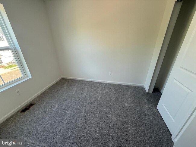 Building Photo - 36106 Wilderness Shores Way