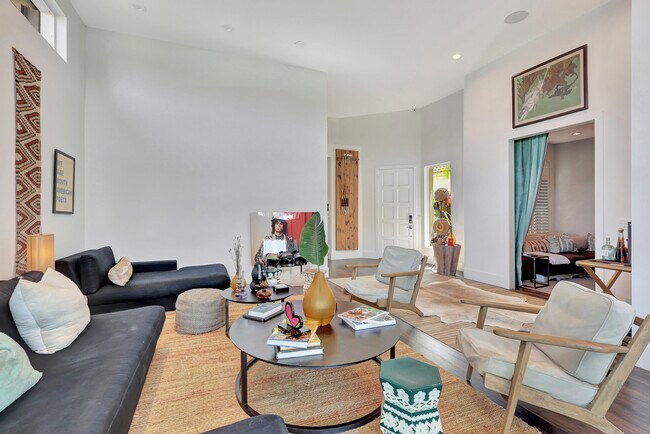 Building Photo - 12612 Mallet Cir