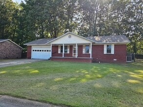 Building Photo - 1302 Stafford Dr