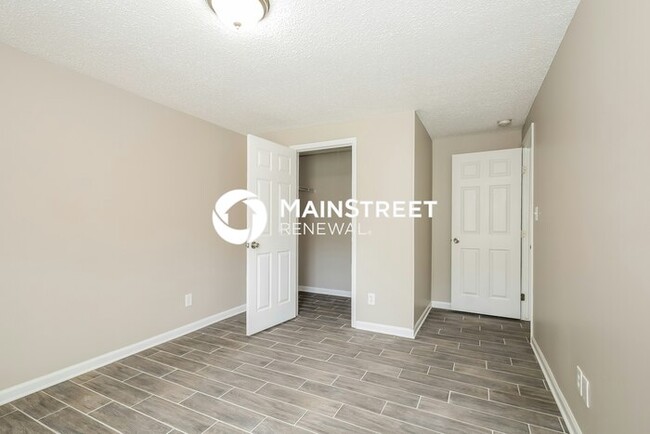 Building Photo - 8116 Ivy Falls Ct