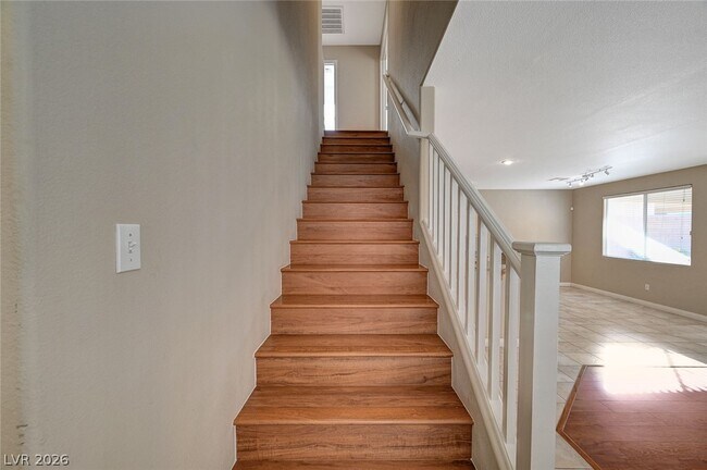 Building Photo - 121 Standing Stone St