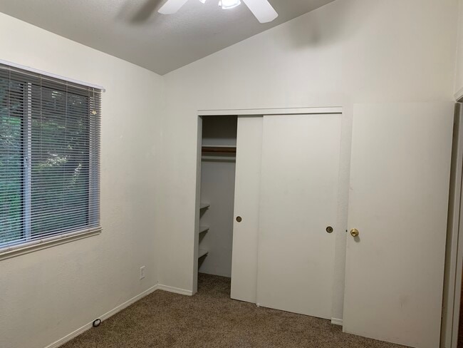 Building Photo - 14424 Wycliff Way