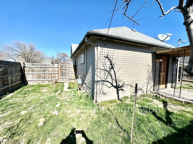 Building Photo - Quaint Single Family Home in Central Nampa