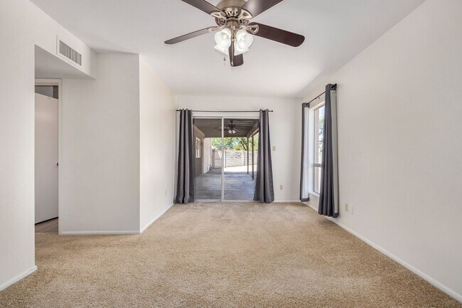 Building Photo - Huge North Scottsdale Home on 1/2 acre