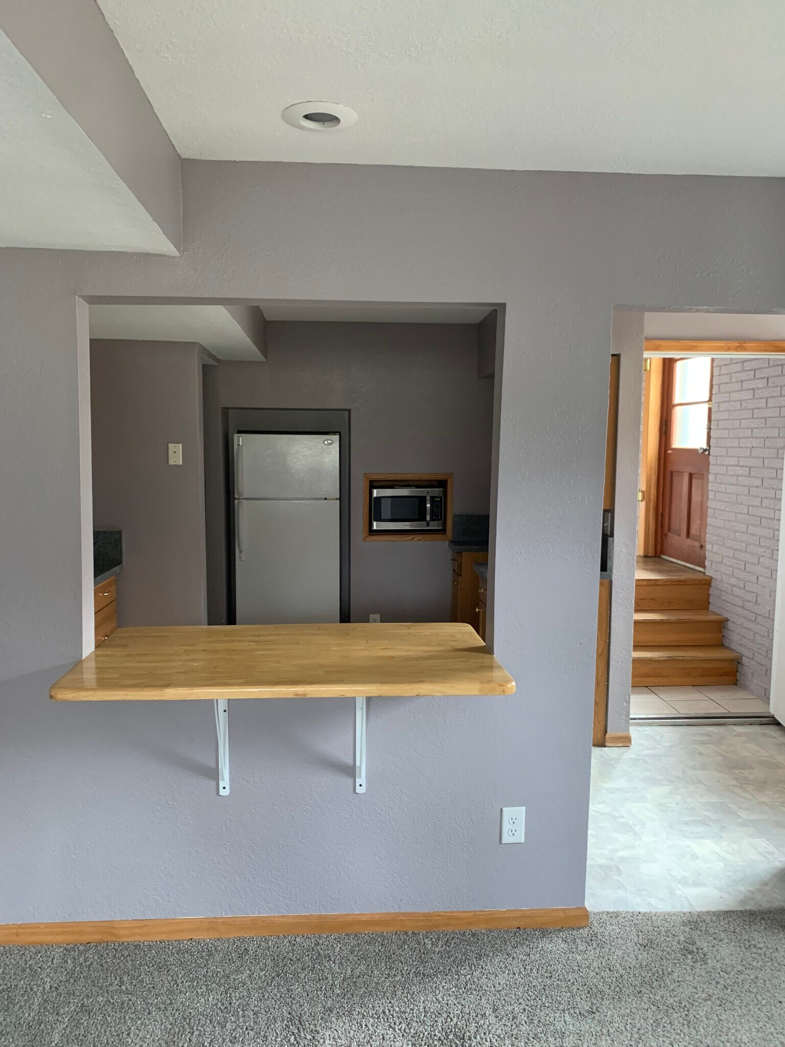 Building Photo - 2237 Hampshire Ave S