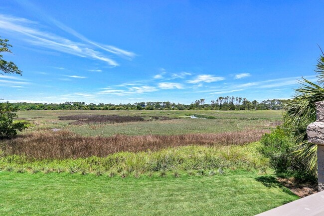 Building Photo - Spectacular Sea Pines Home - Marsh/Water Views!