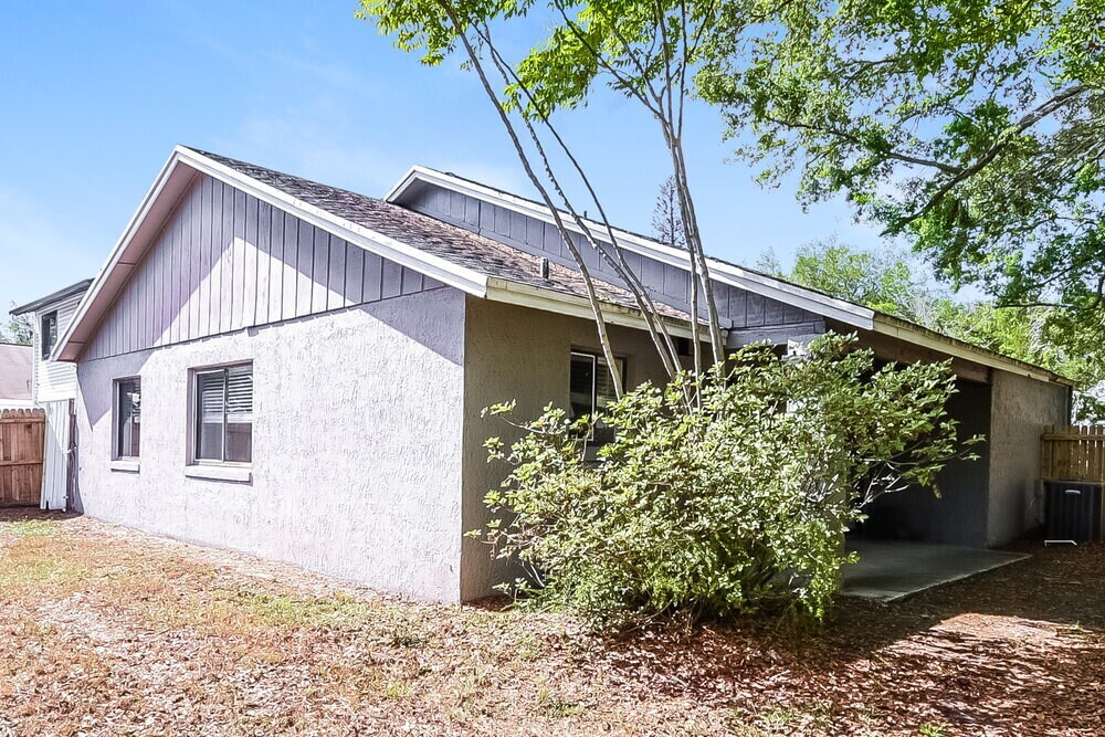 Building Photo - 7934 Winter Song Dr
